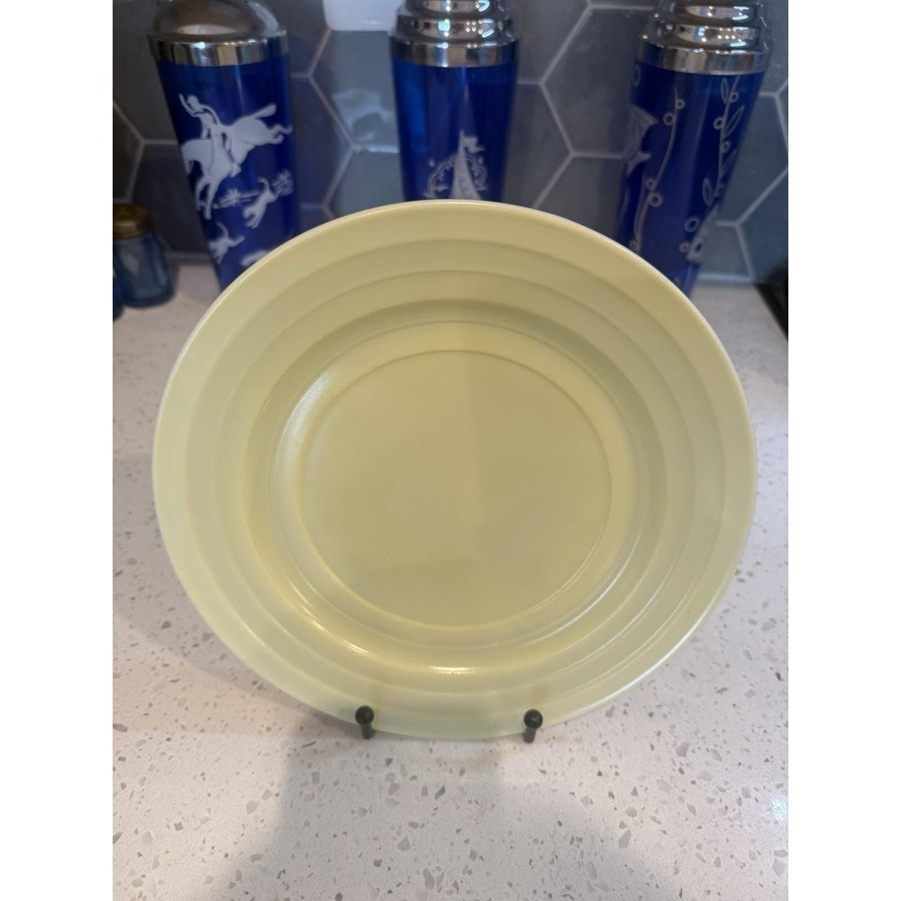 Hazel Atlas Moderntone Platonite Pastel Yellow 9" Dinner Plate Depression Glass - Picture 2 of 4